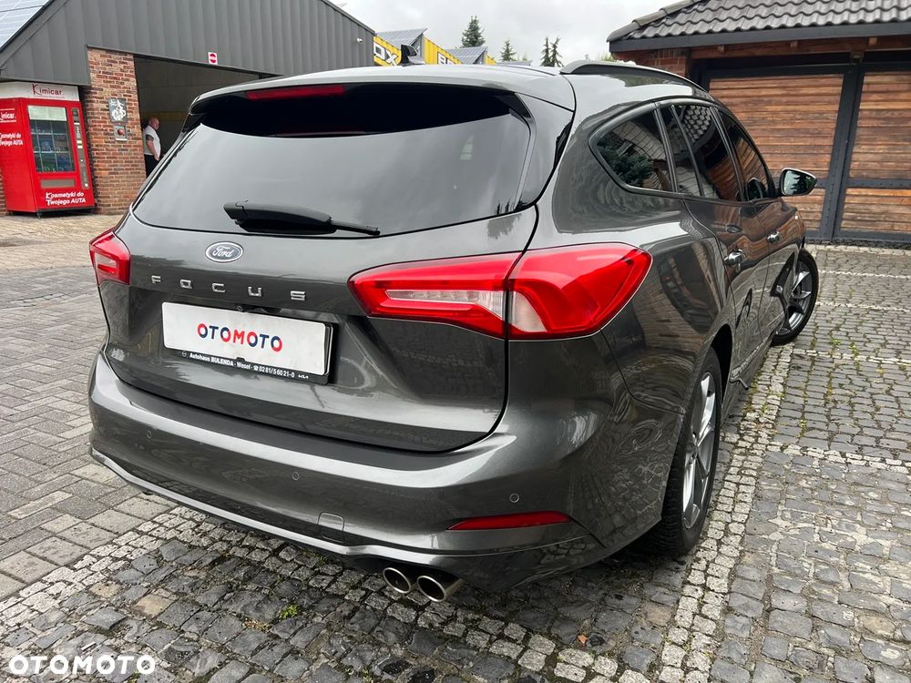 Ford Focus 1.0 EcoBoost STart-Stopp-System ST-LINE X - 12