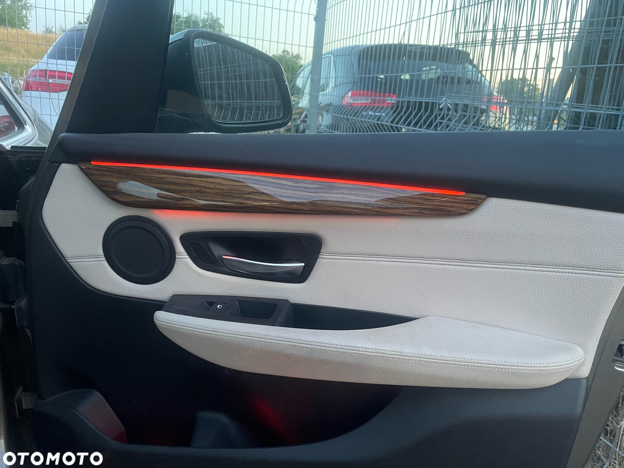 BMW Seria 2 218d - 7