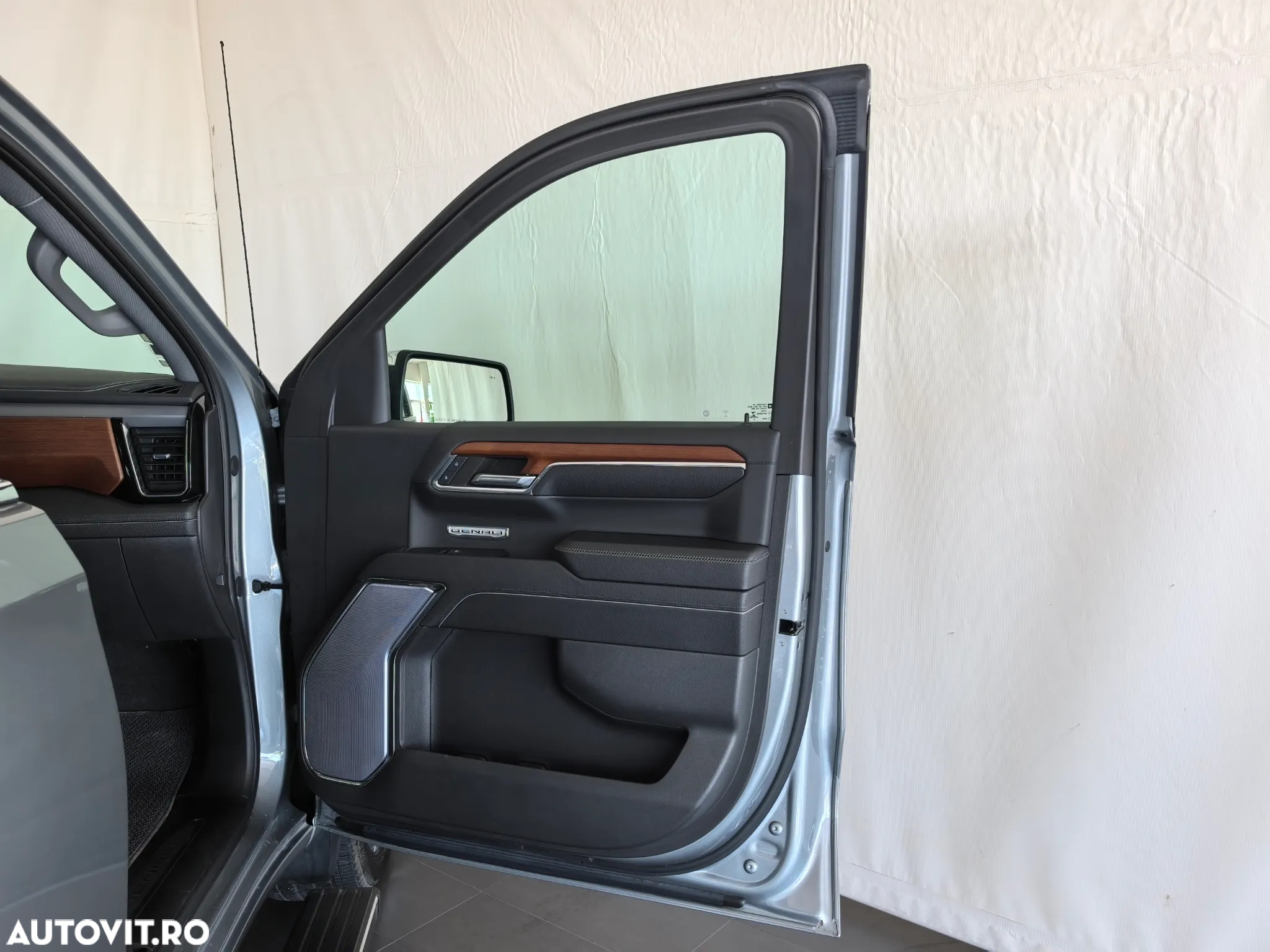 GMC Sierra - 27