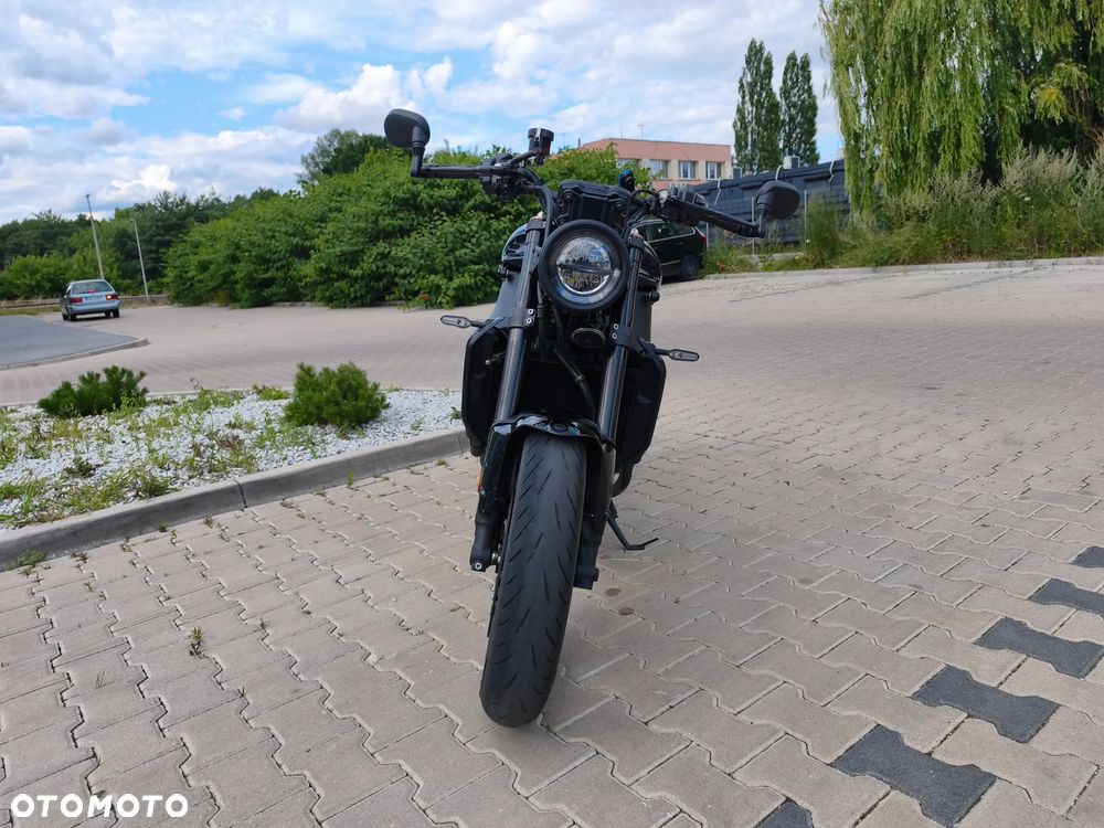 Yamaha XSR - 3