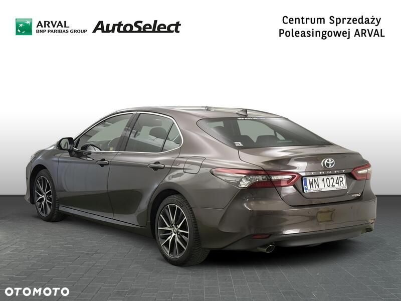 Toyota Camry 2.5 Hybrid Executive CVT - 3