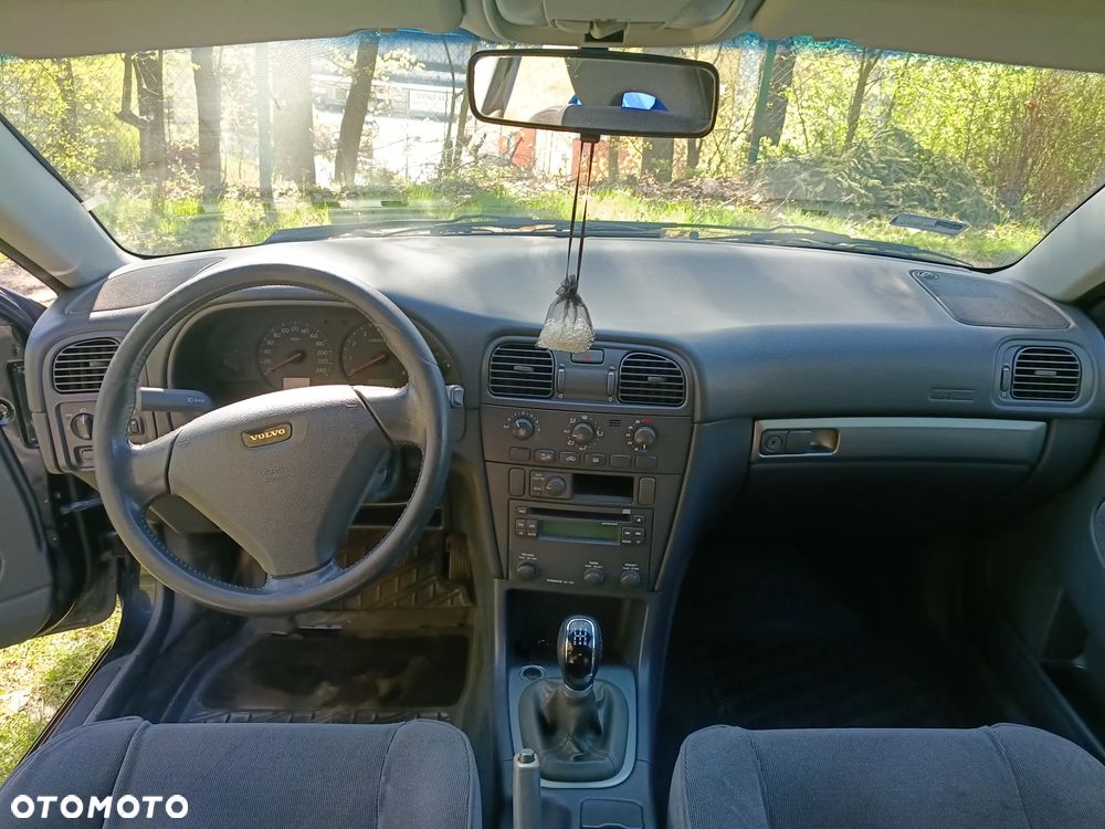 Volvo V40 1.8 - 21