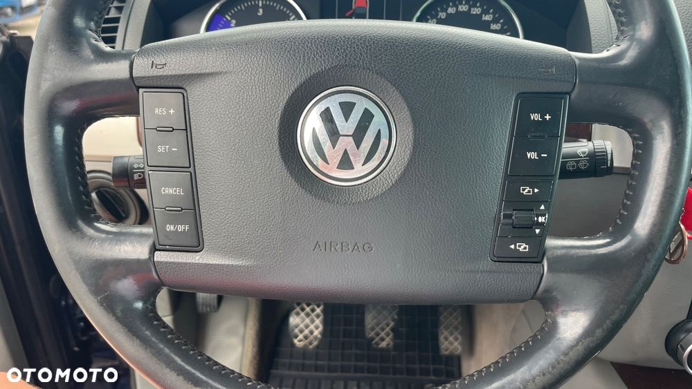 Volkswagen Touareg 2.5 R5 TDI - 11