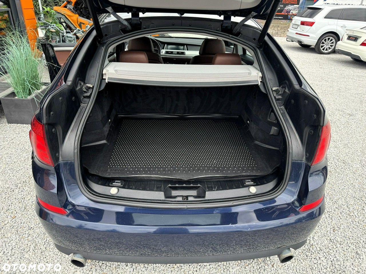 BMW 5GT 535i Gran Turismo - 35