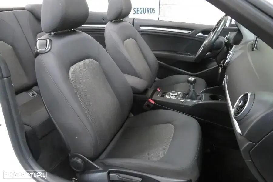 Audi A3 Cabrio 1.6 TDi Design — fotografia 2