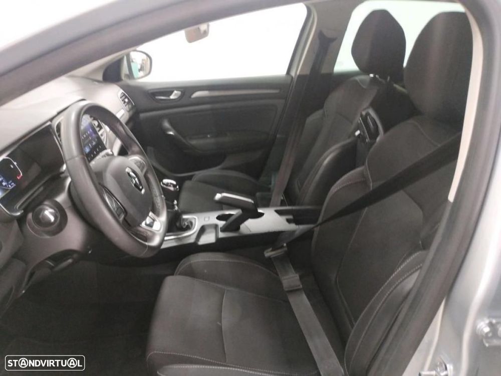 Renault Mégane 1.5 Blue dCi Zen - 6