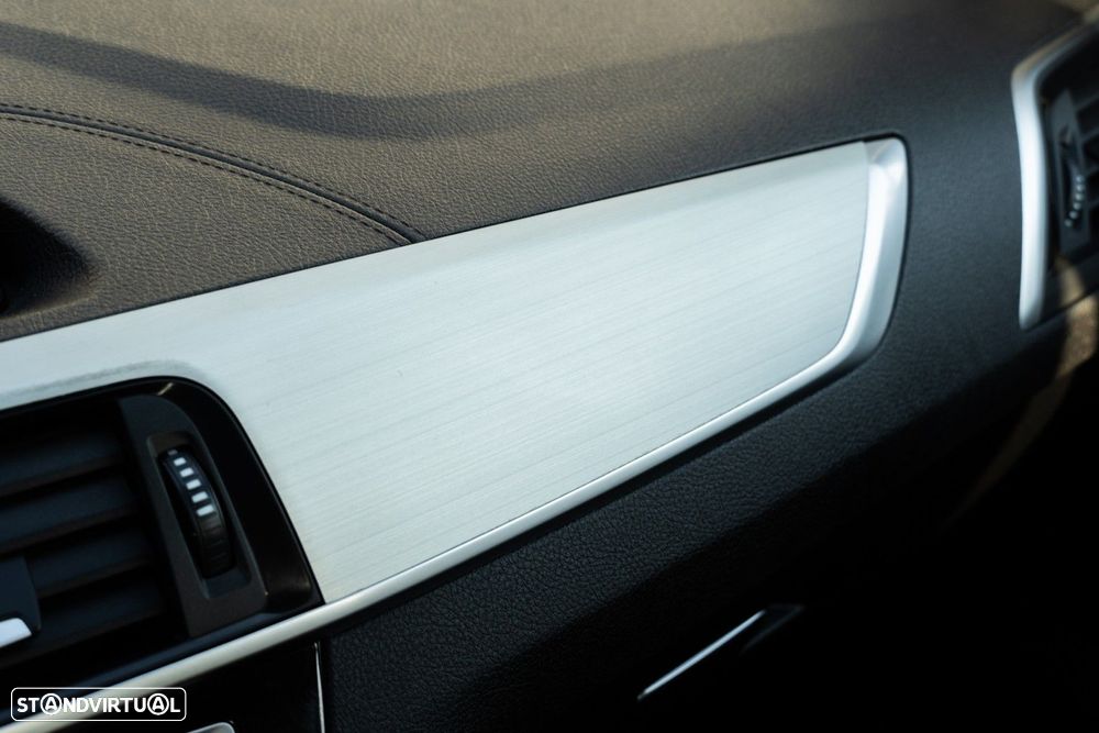 BMW 116 d Line Sport - 41