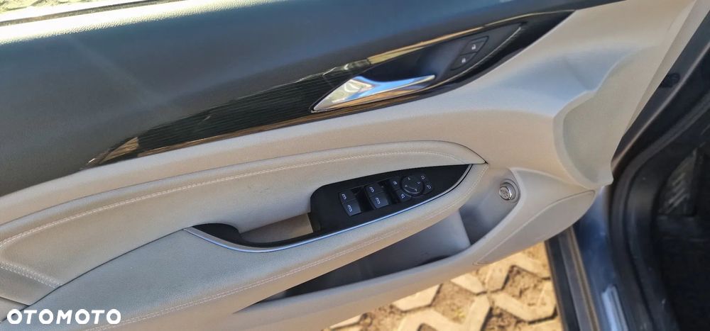 Opel Insignia 2.0 CDTI Elite S&S - 9