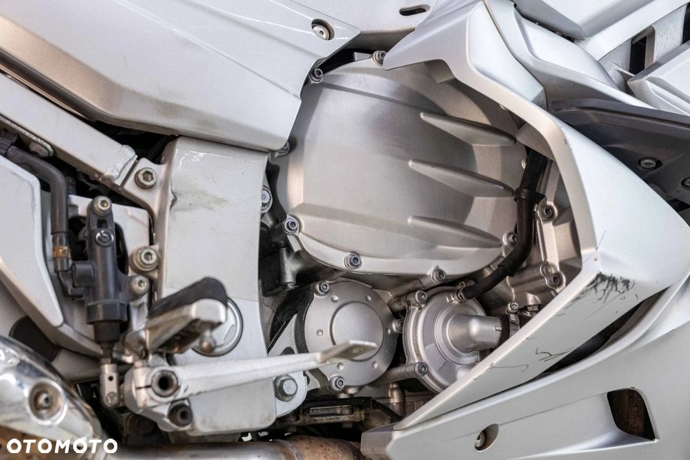 Yamaha FJR - 17