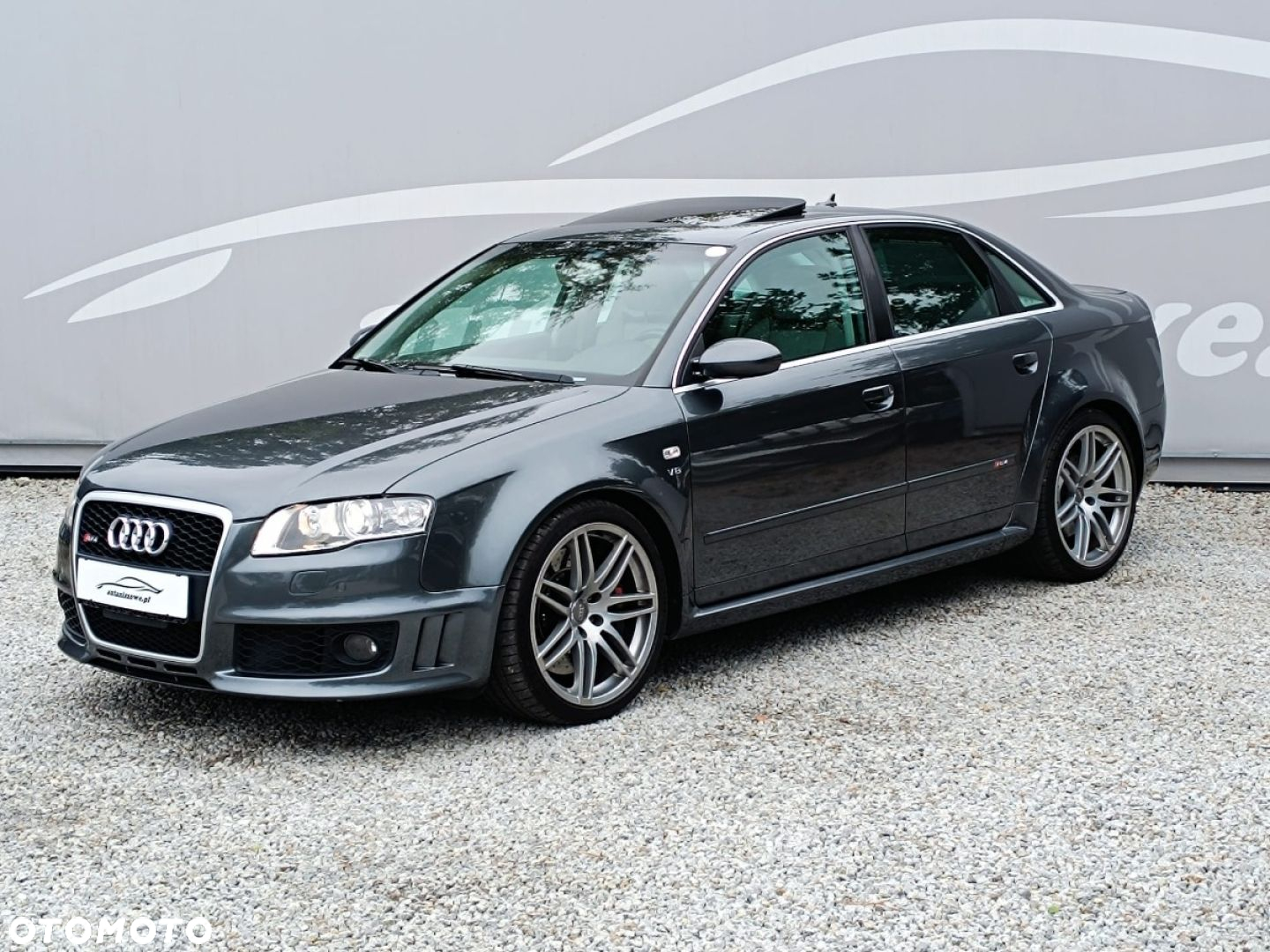 Audi RS4 Limousine Standard - 10
