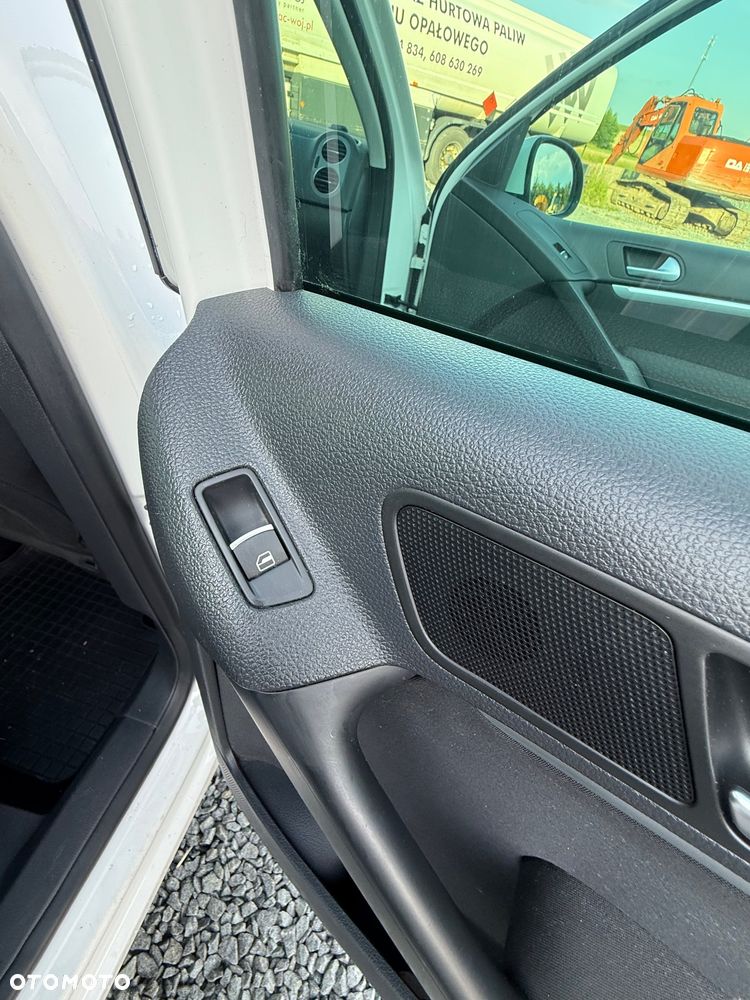 Volkswagen Tiguan 1.4 TSI Sport&Style - 21