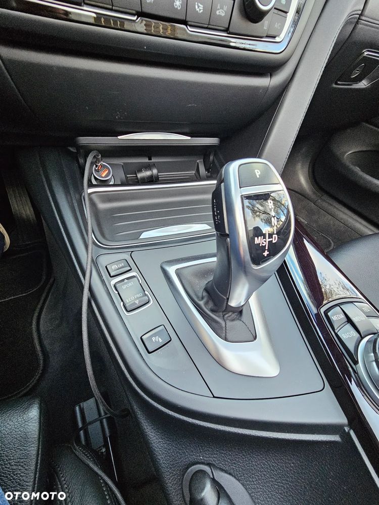BMW Seria 4 428i xDrive Sport Line - 38