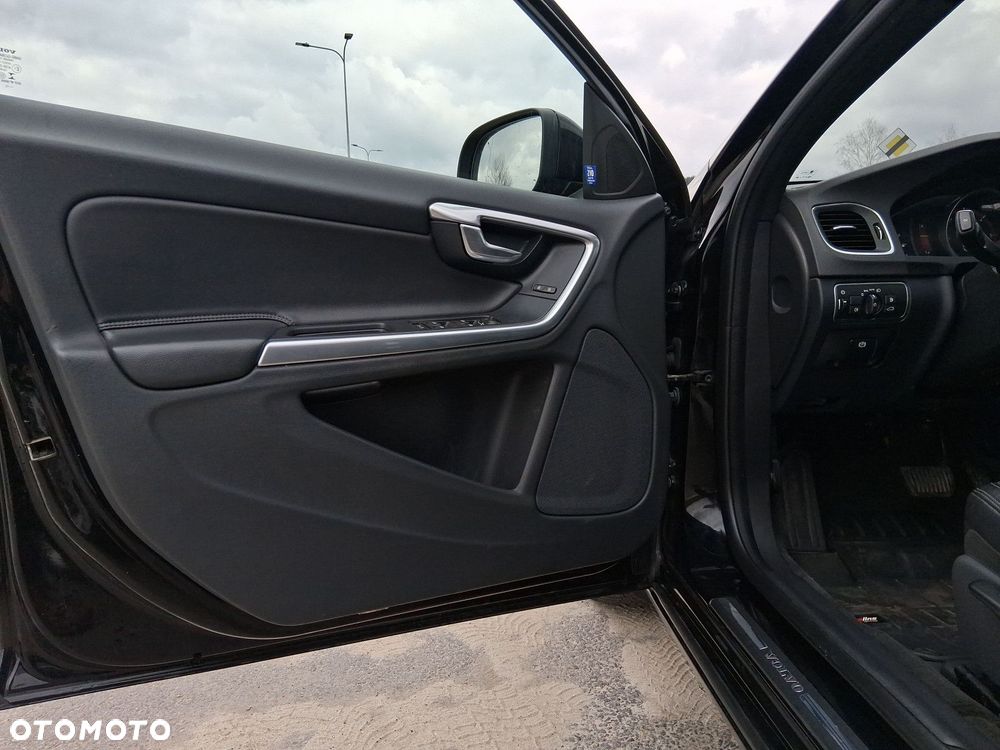 Volvo V60 - 17