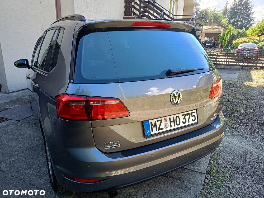 Volkswagen Golf 1.6 TDI BlueMotion Trendline - 4