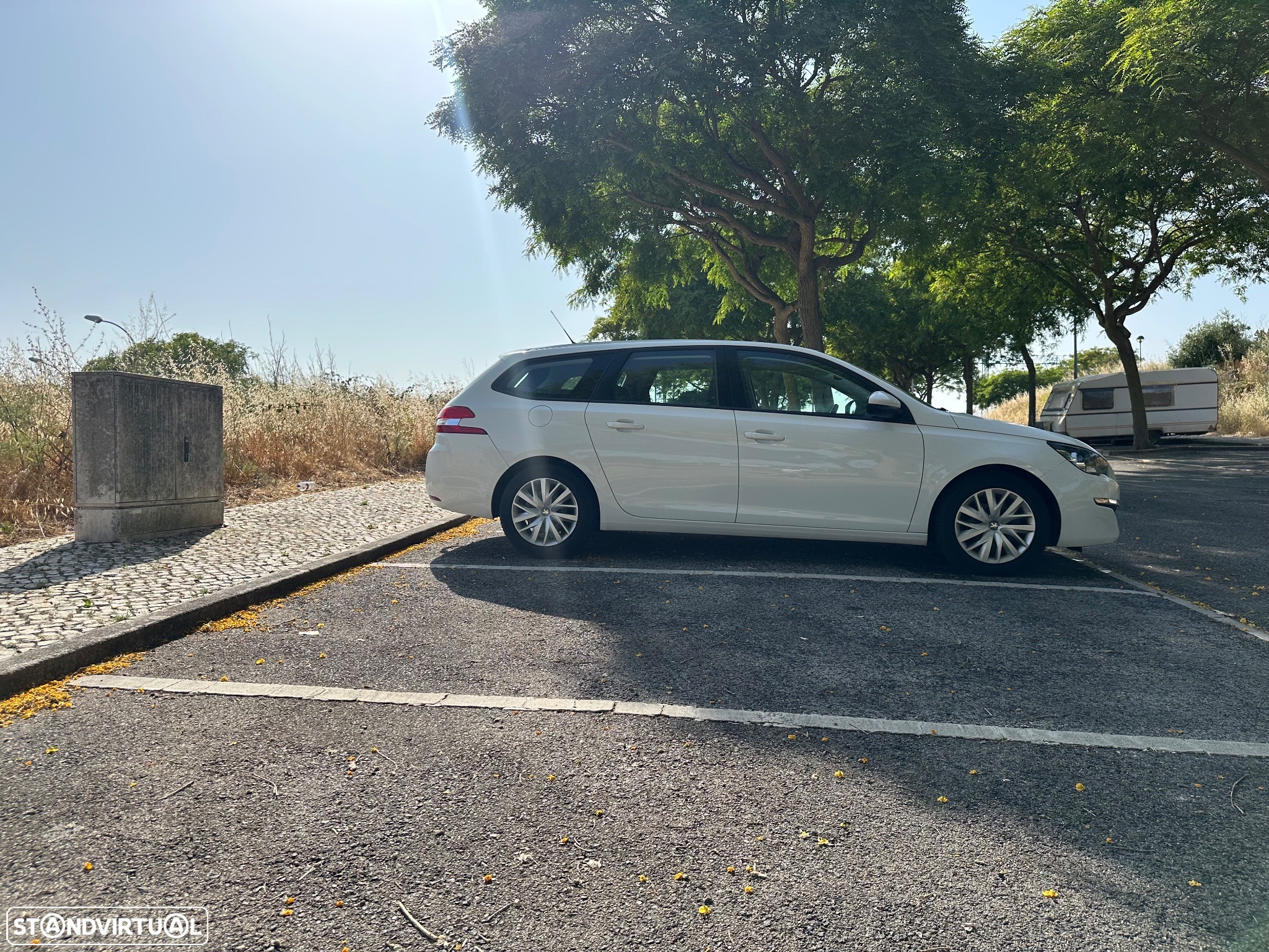 Peugeot 308 SW 1.6 BlueHDi Active - 4