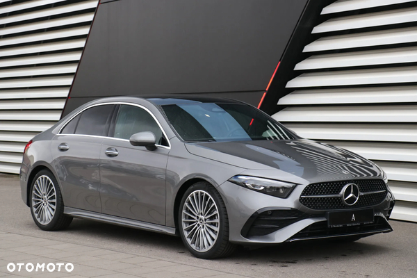 Mercedes-Benz Klasa A 220 4-Matic AMG Line 8G-DCT