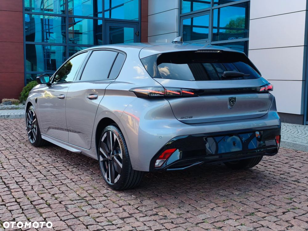 Peugeot 308 1.2 mHEV GT S&S e-DCS6 - 12