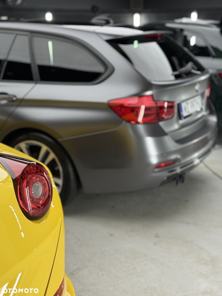 BMW Seria 3 320d Sport Line - 11
