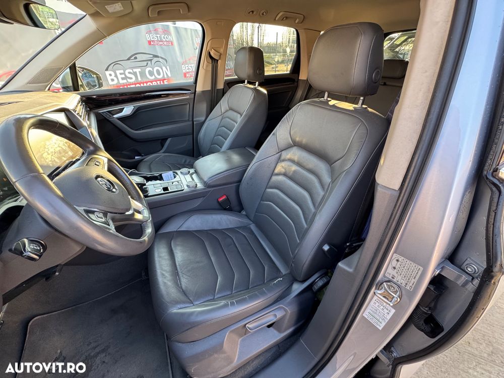 Volkswagen Touareg 3.0 V6 TDI 4Motion DPF Automatik Elegance - 6