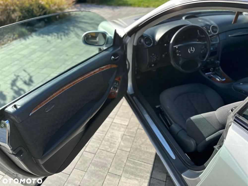 Mercedes-Benz CLK - 7