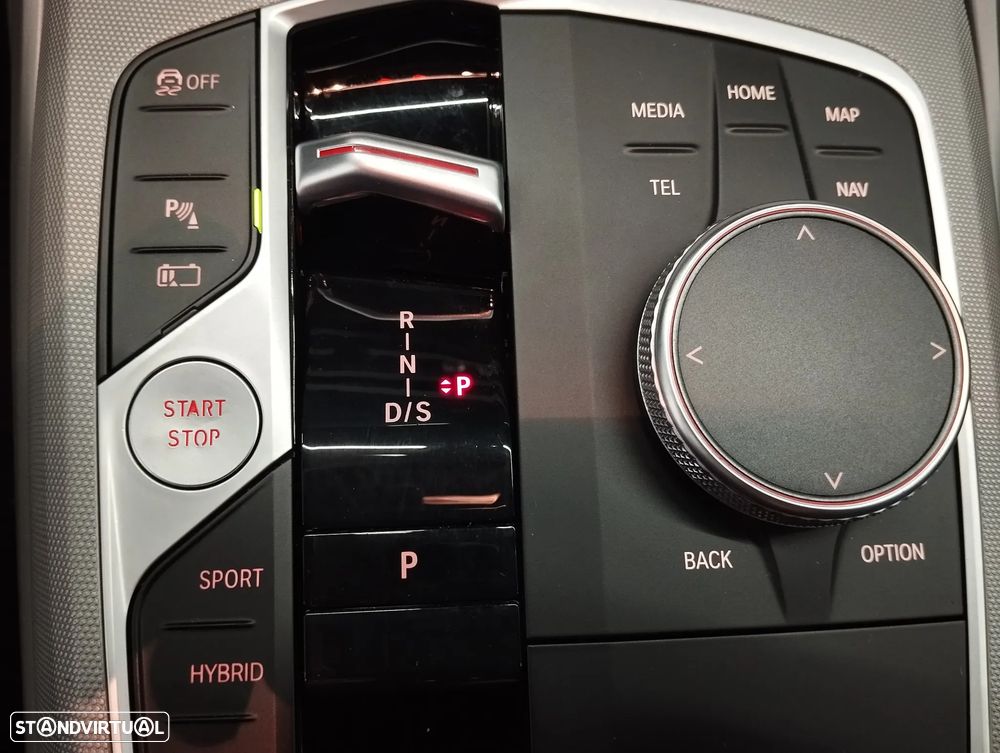BMW 320 e Auto - 38