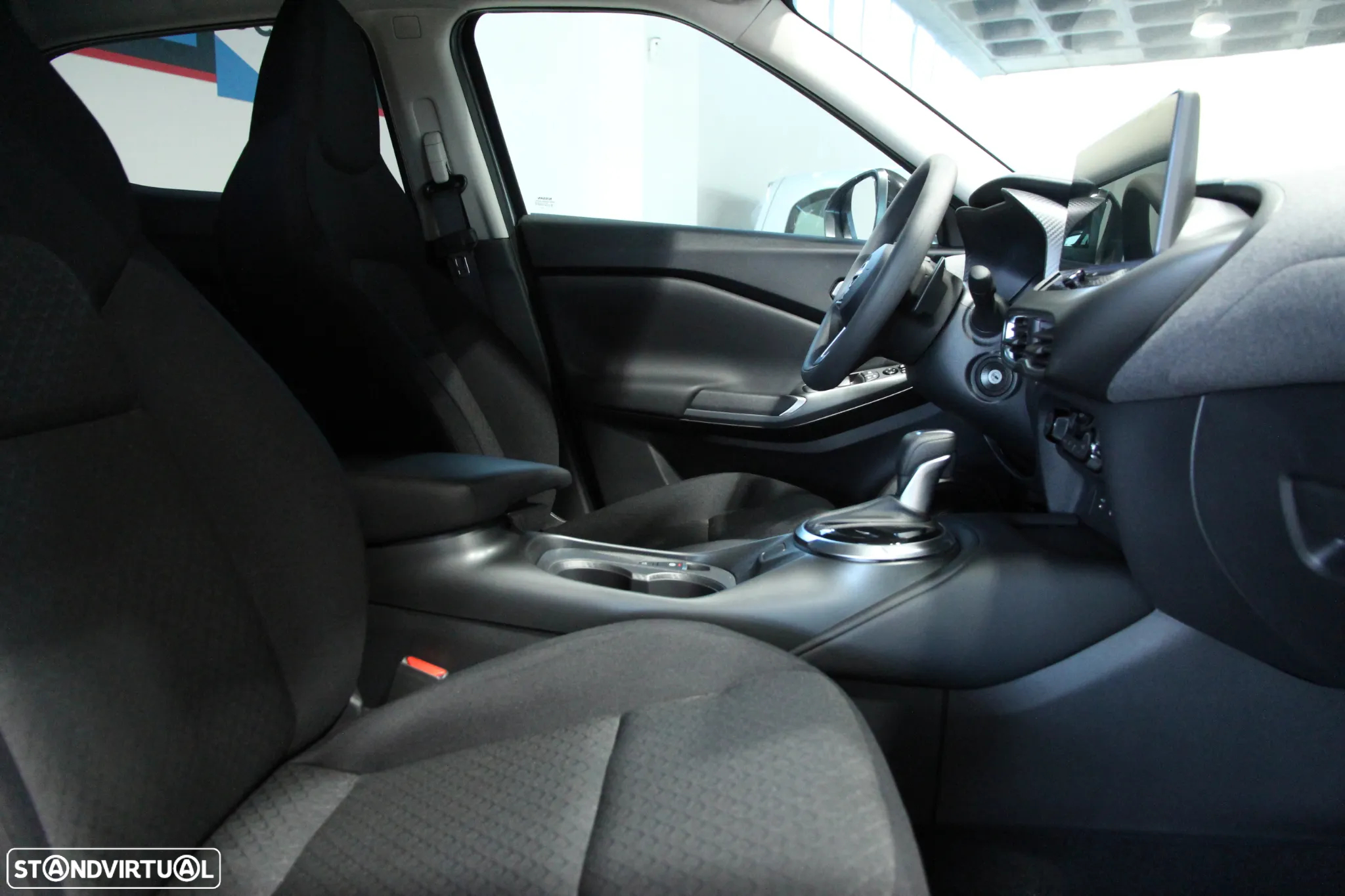 Nissan Juke 1.0 DIG-T N-Connecta NAV.+TwoTone NC DCT - 6