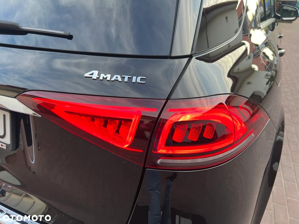 Mercedes-Benz GLE 300 d 4Matic 9G-TRONIC AMG Line - 20