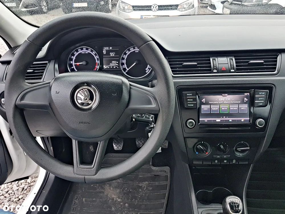 Skoda RAPID 1.6 TDI DPF Active - 16