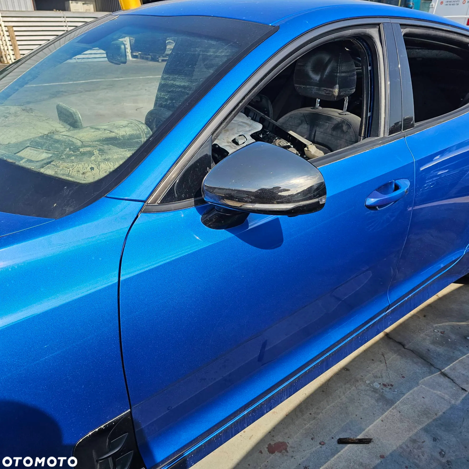 Drzwi prawe/lewe tył/przód kompletne niemalowane KIA STINGER GT 2017 3.3 GDI 370 KM 4X4 2017 64 tys. km C27A - 17