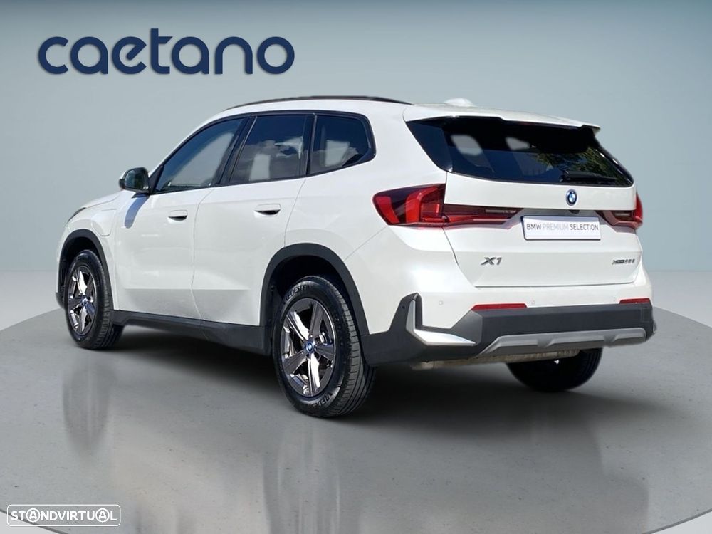 BMW X1 xDrive25e - 24