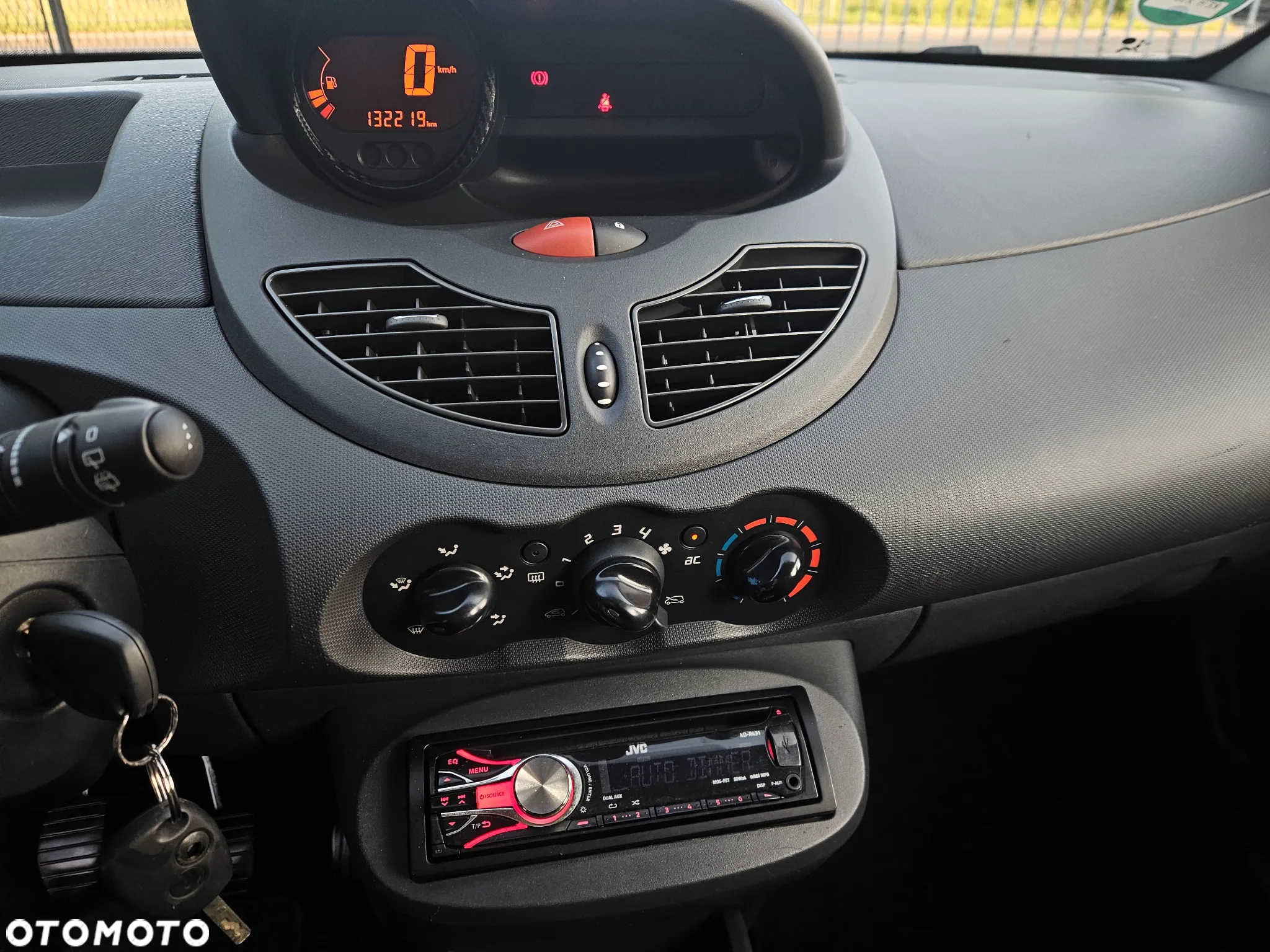 Renault Twingo 1.2 LEV 16V 75 Dynamique - 14