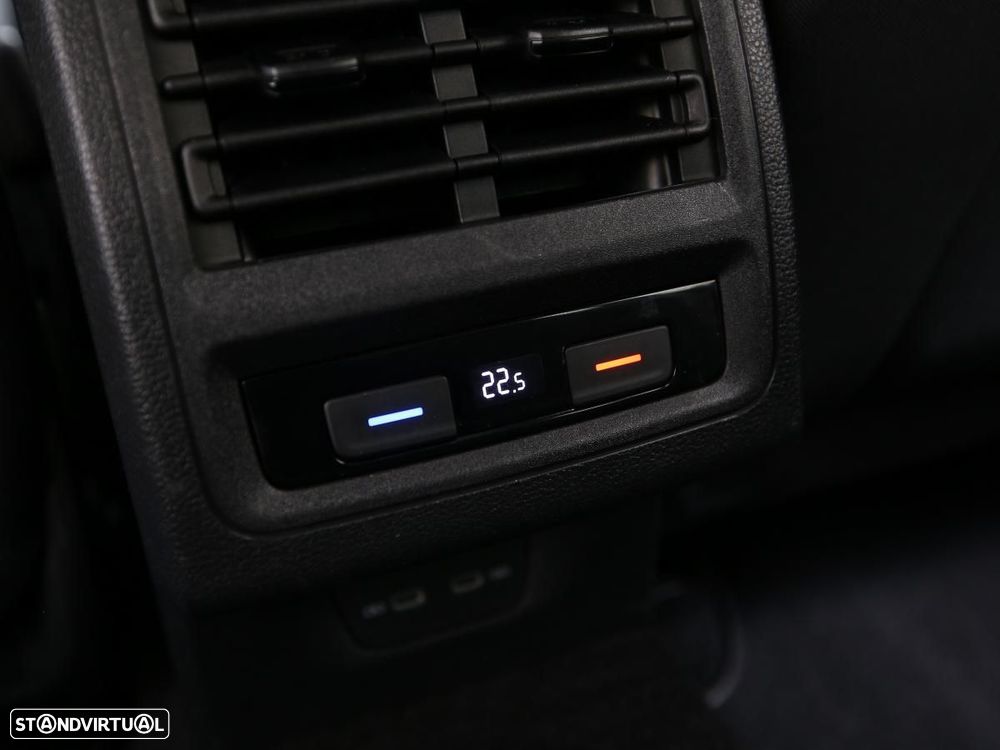 VW Golf Variant 2.0 TDi Life DSG - 15