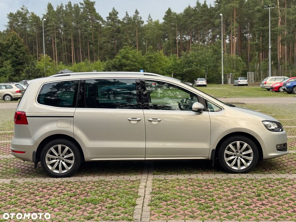 Volkswagen Sharan 2.0 TDI Highline DSG - 32