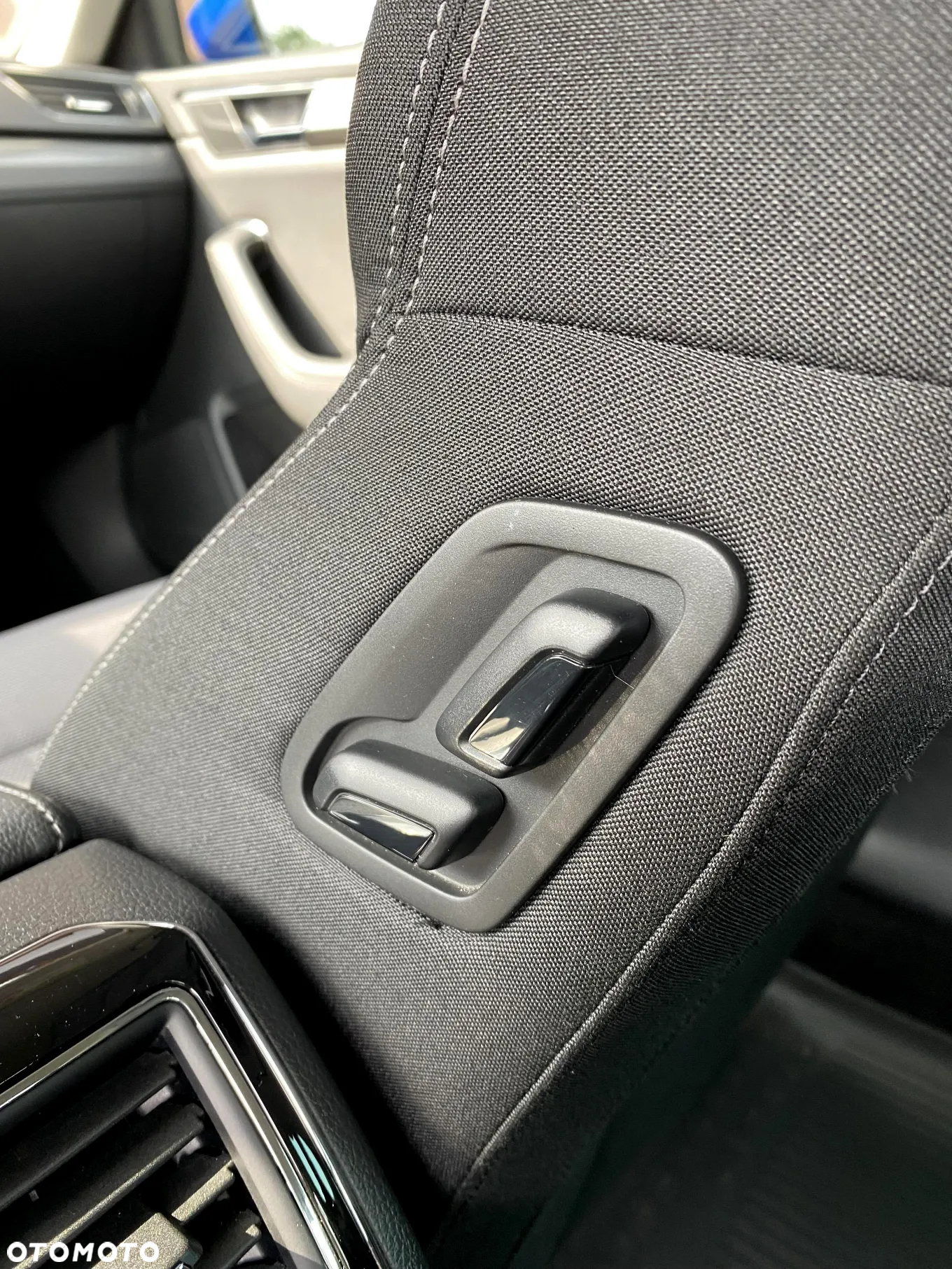Skoda Superb 2.0 TDI SCR Style DSG - 25