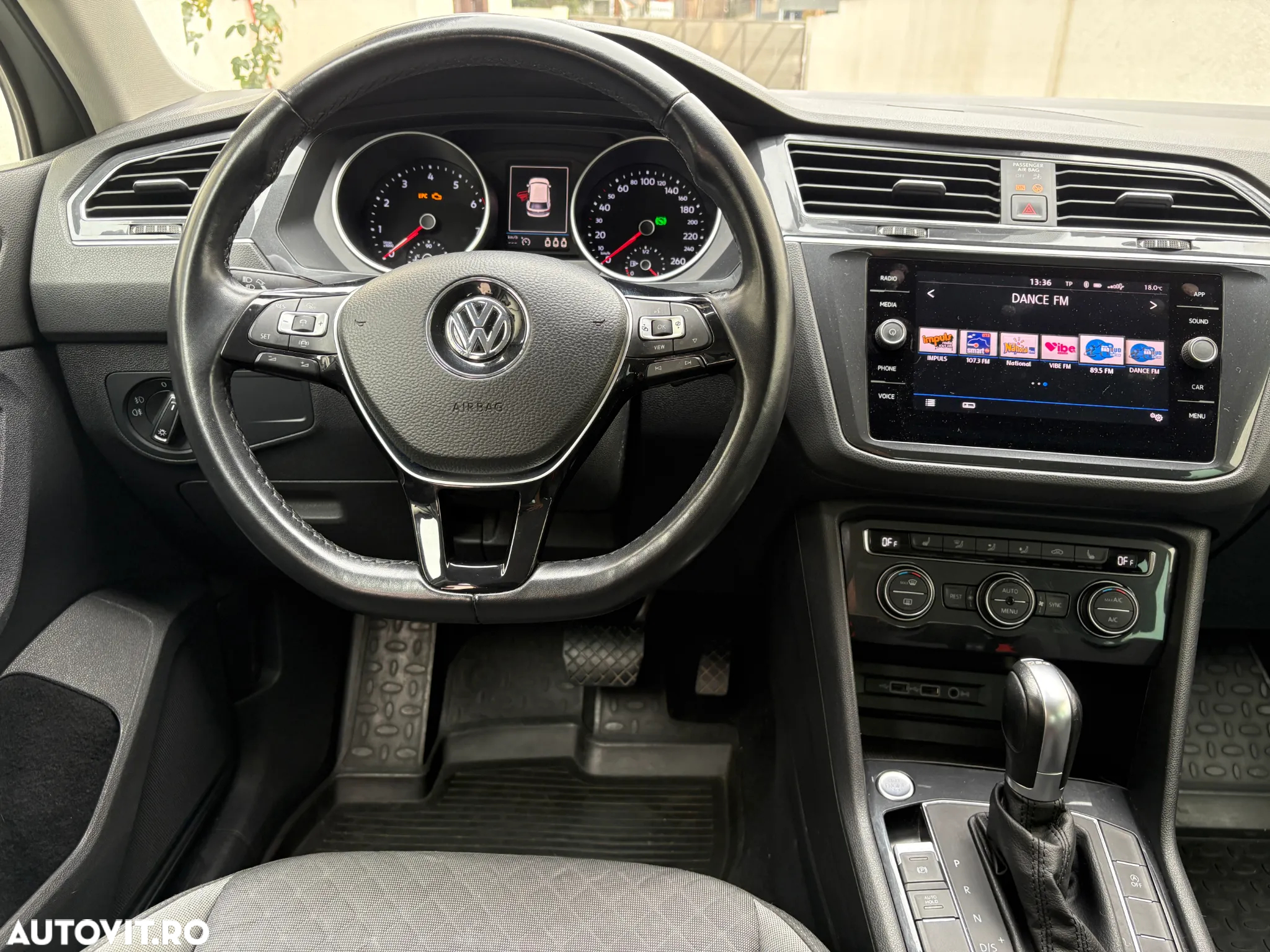 Volkswagen Tiguan 1.5 TSI ACT DSG Comfortline - 13