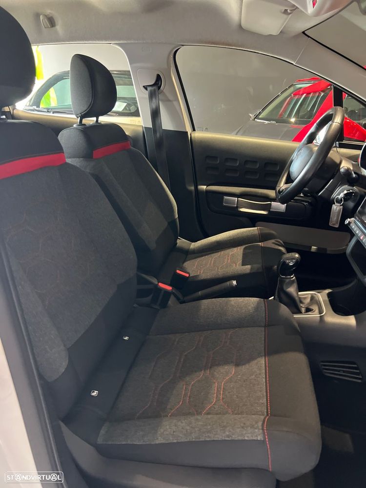 Citroën C3 1.2 PureTech Attraction - 33