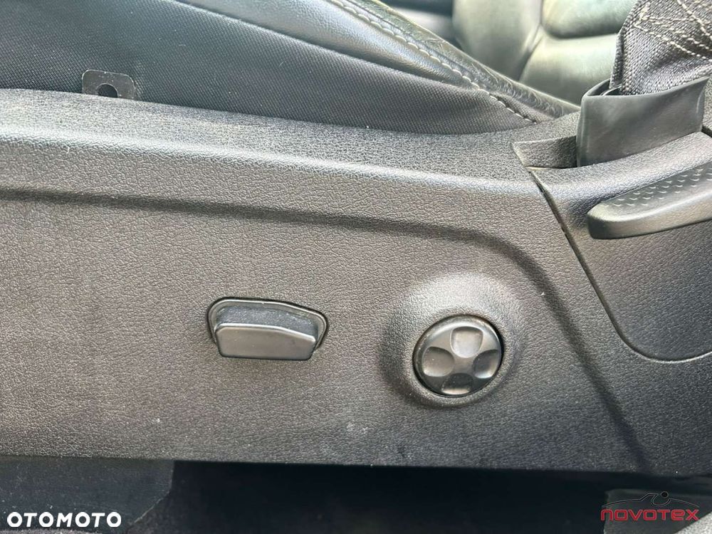 Fiat Freemont 2.0 Multijet 16V DPF Automatik Allrad Lounge - 14