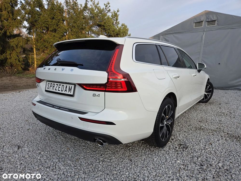 Volvo V60 B4 D Geartronic Momentum Pro - 39