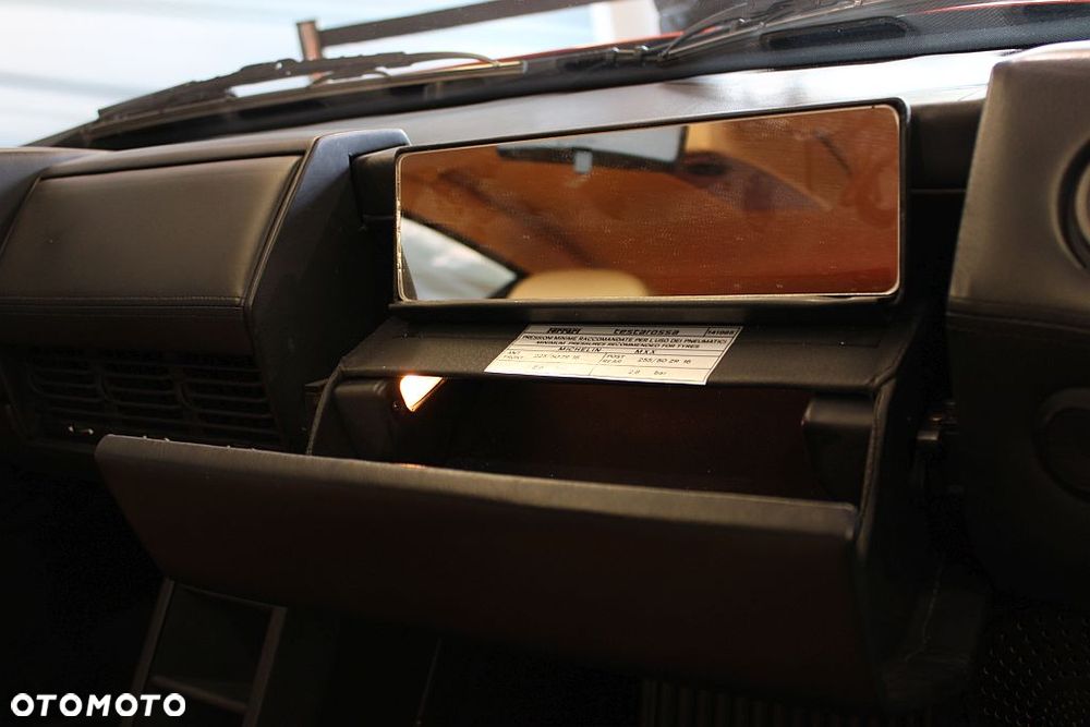 Ferrari Testarossa - 29