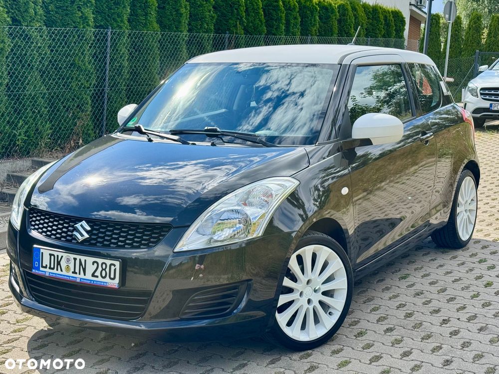 Suzuki Swift 1.2 BlackWhite - 2