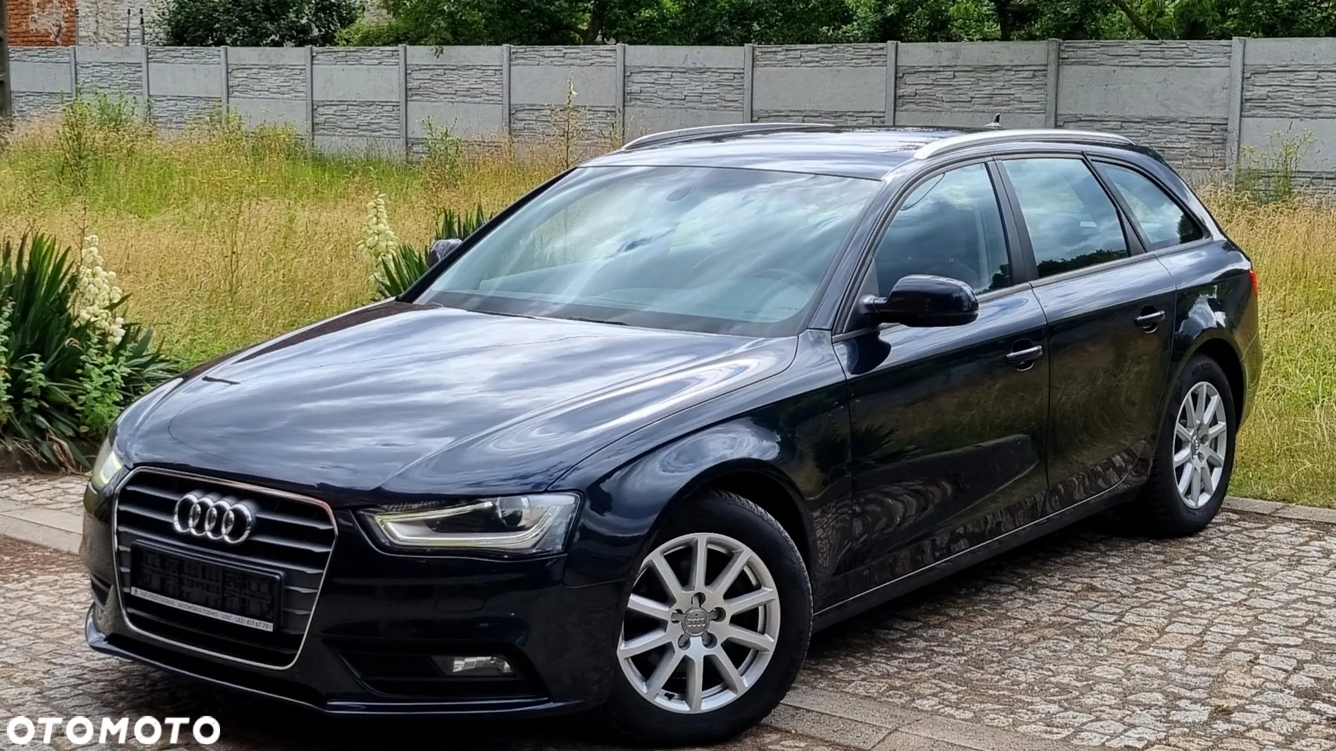 Audi A4 Avant 2.0 TDI DPF Ambiente - 9