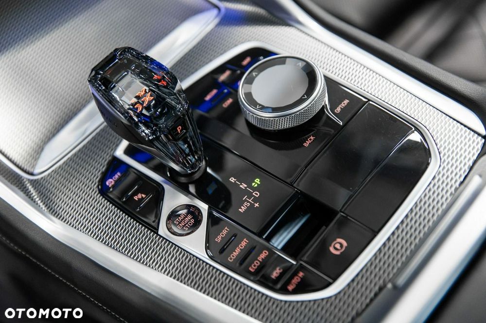 BMW X6 - 36