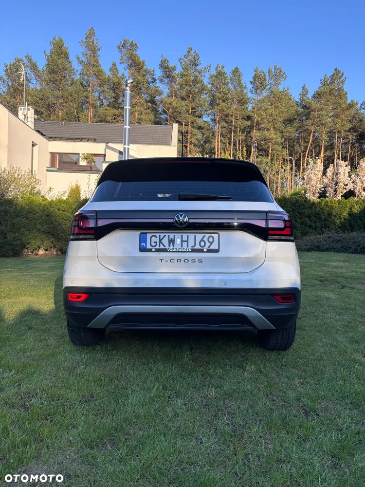 Volkswagen T-Cross - 11