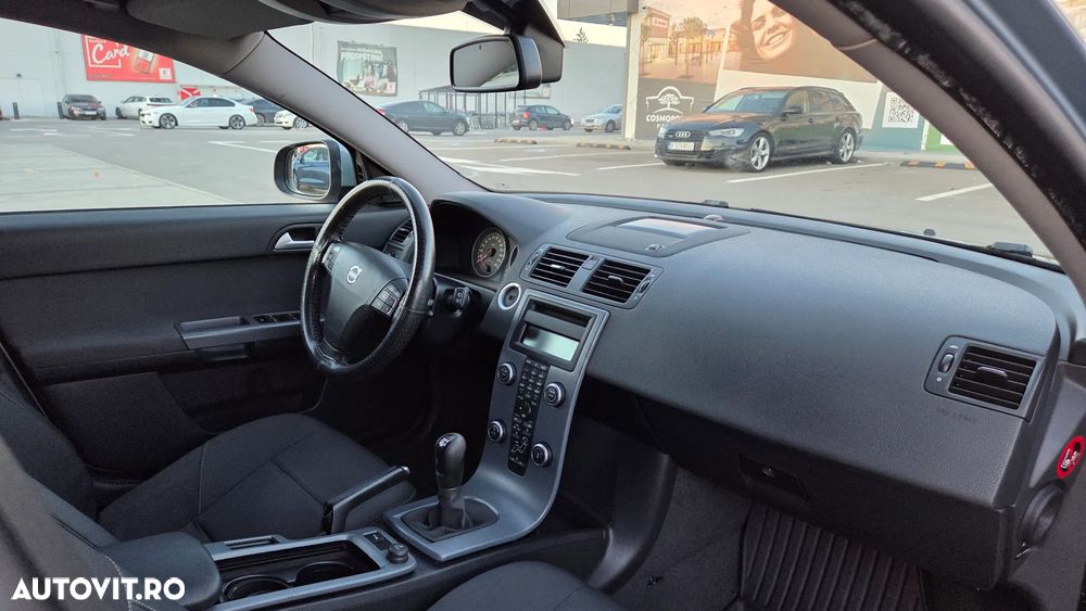 Volvo V50 1.6 D Momentum - 21
