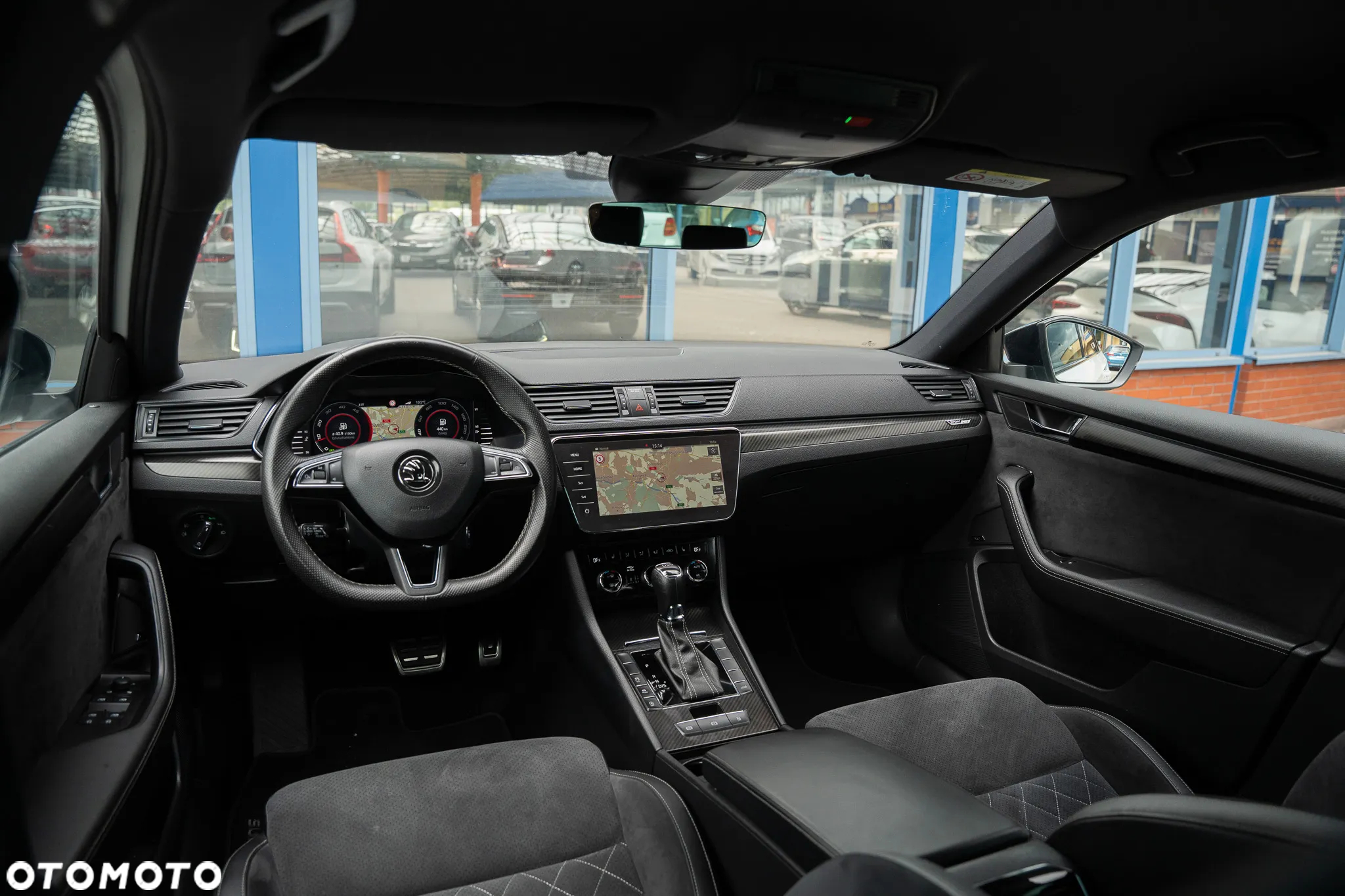 Skoda Superb 2.0 TDI DSG Sportline - 22