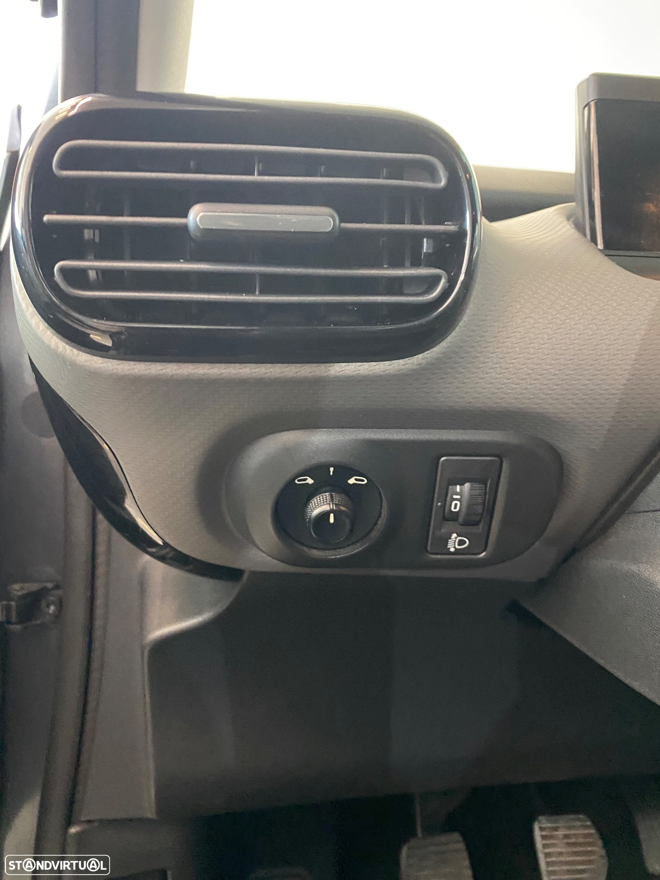 Citroën C4 Cactus 1.2 PureTech Shine - 10