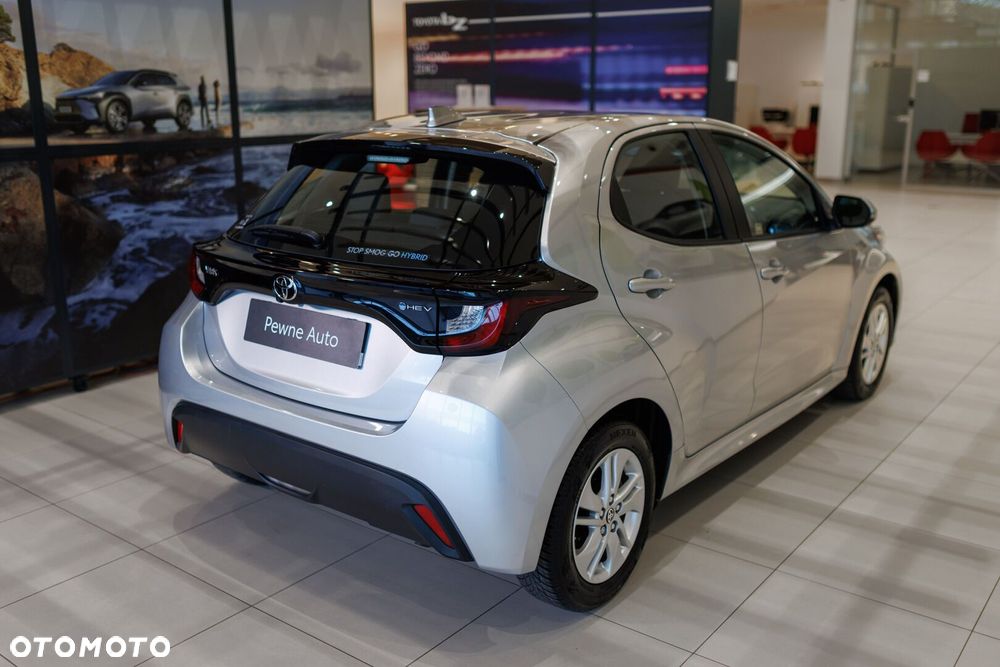 Toyota Yaris - 4