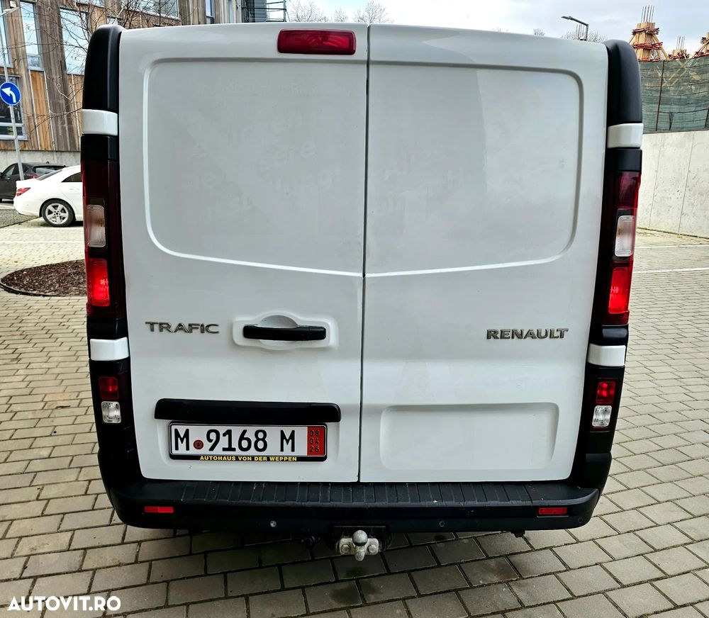 Renault Trafic - 14