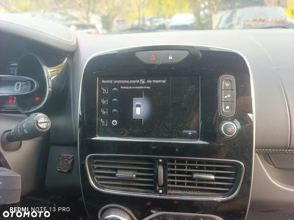 Renault Clio - 12