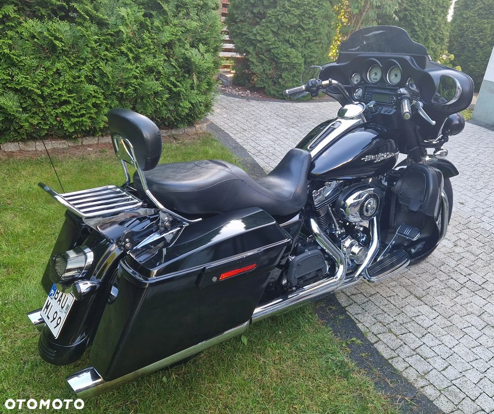 Harley-Davidson Touring Street Glide - 3